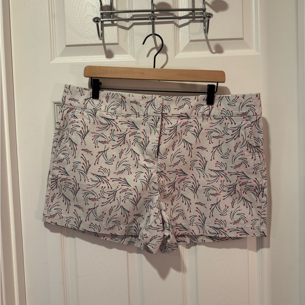 LOFT Women's Patterned Shorts, size 14, 4 inch inseam